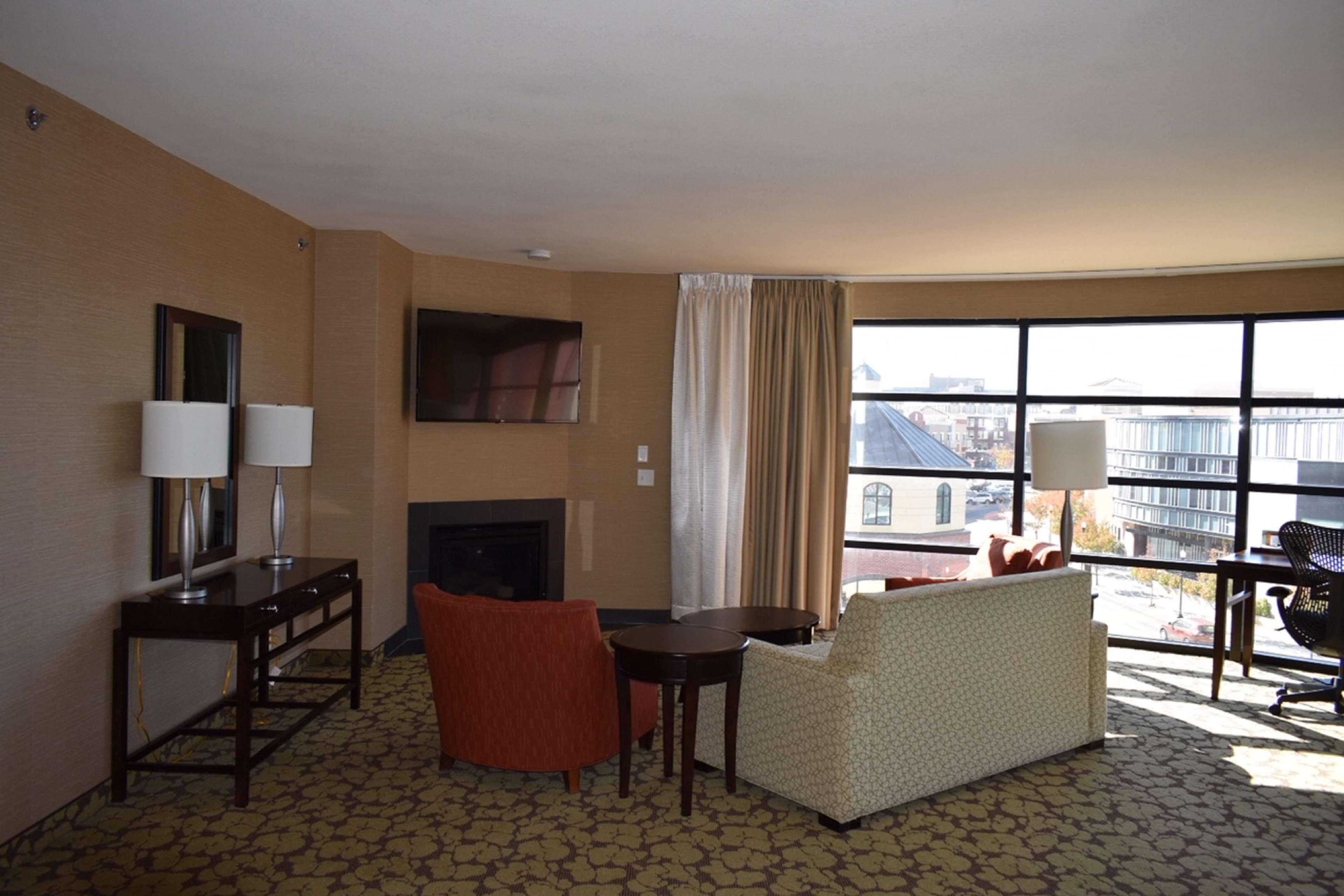 Hilton Garden 3*